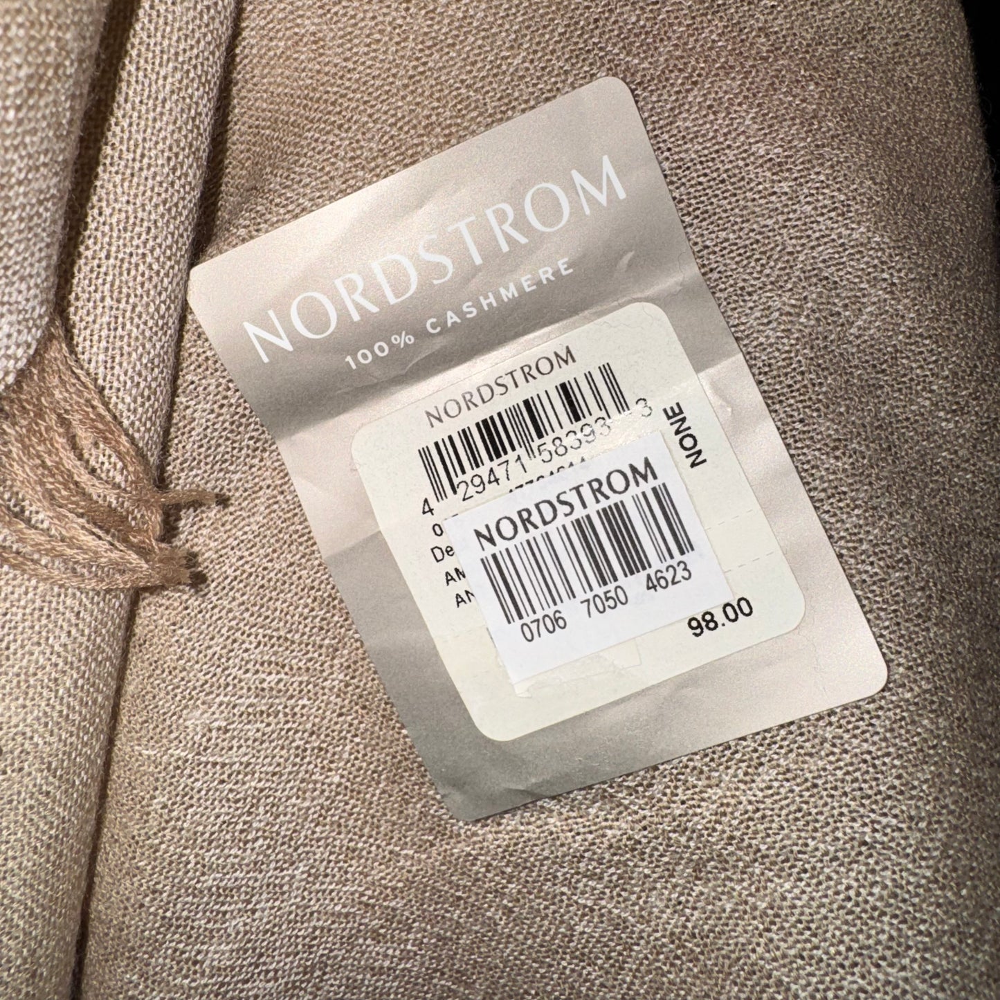 100% cashmere scarf