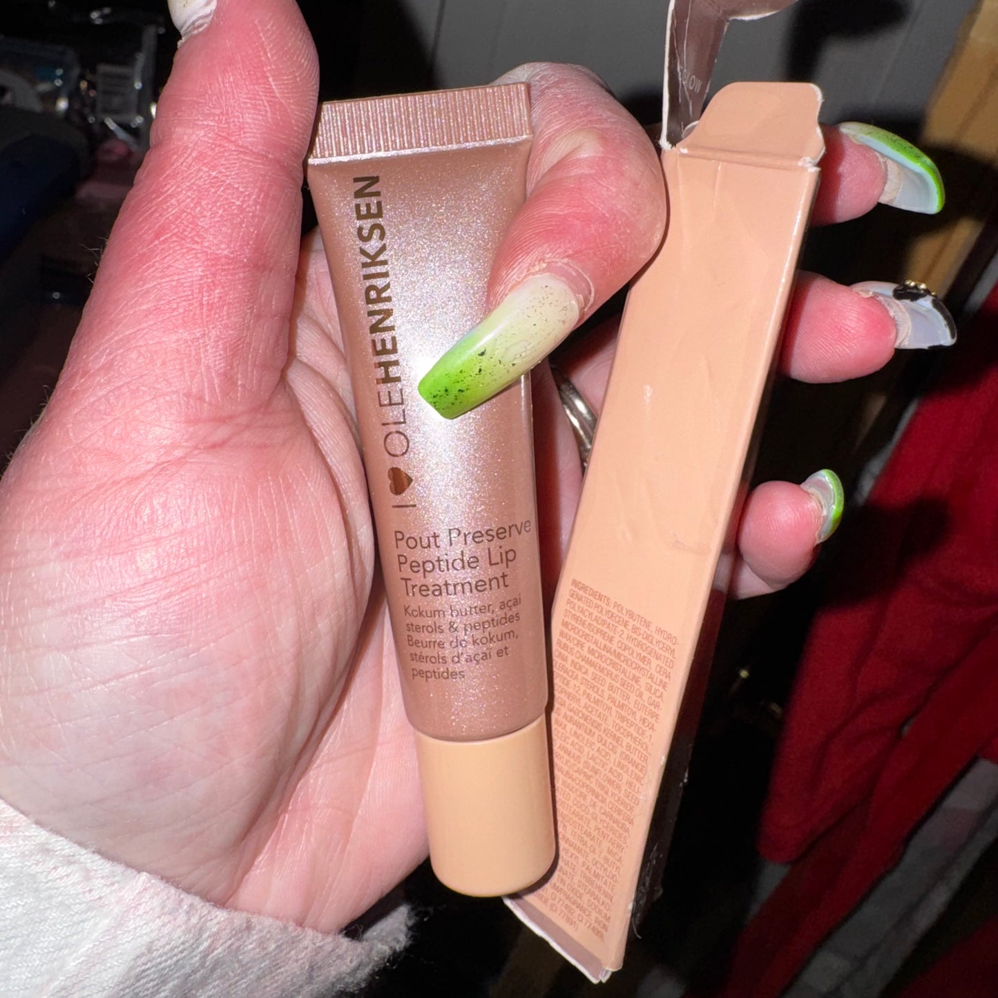 Pout preserve lip treatment