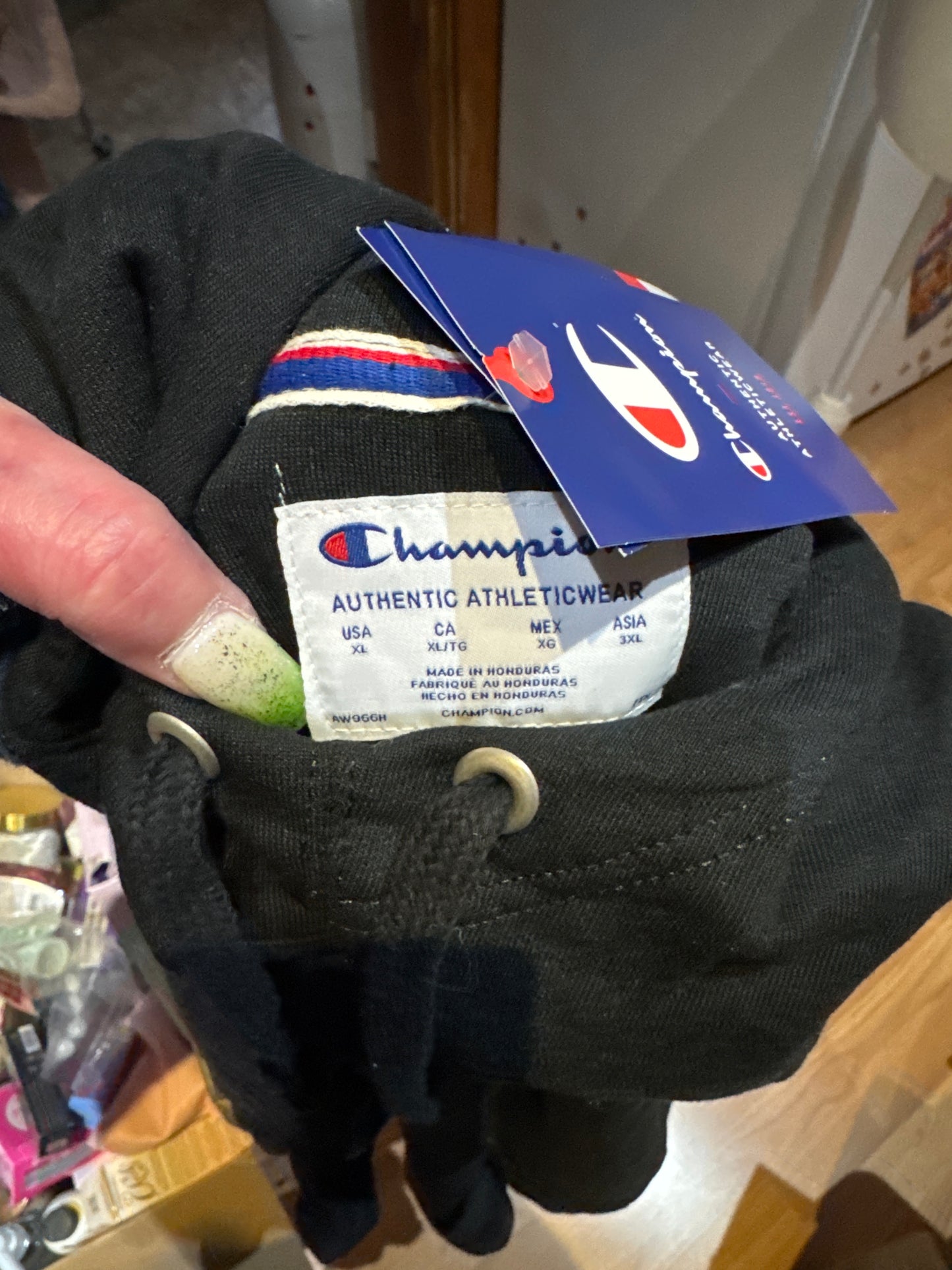 Men’s basic champion hoodie