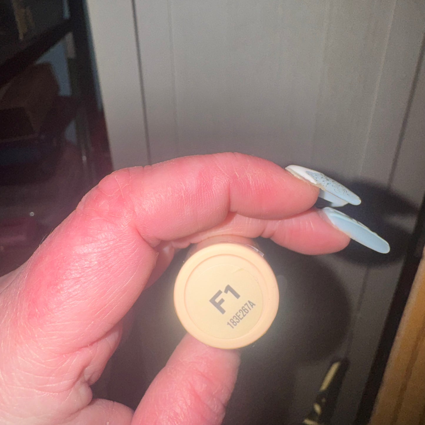 Fast base foundation stick F1