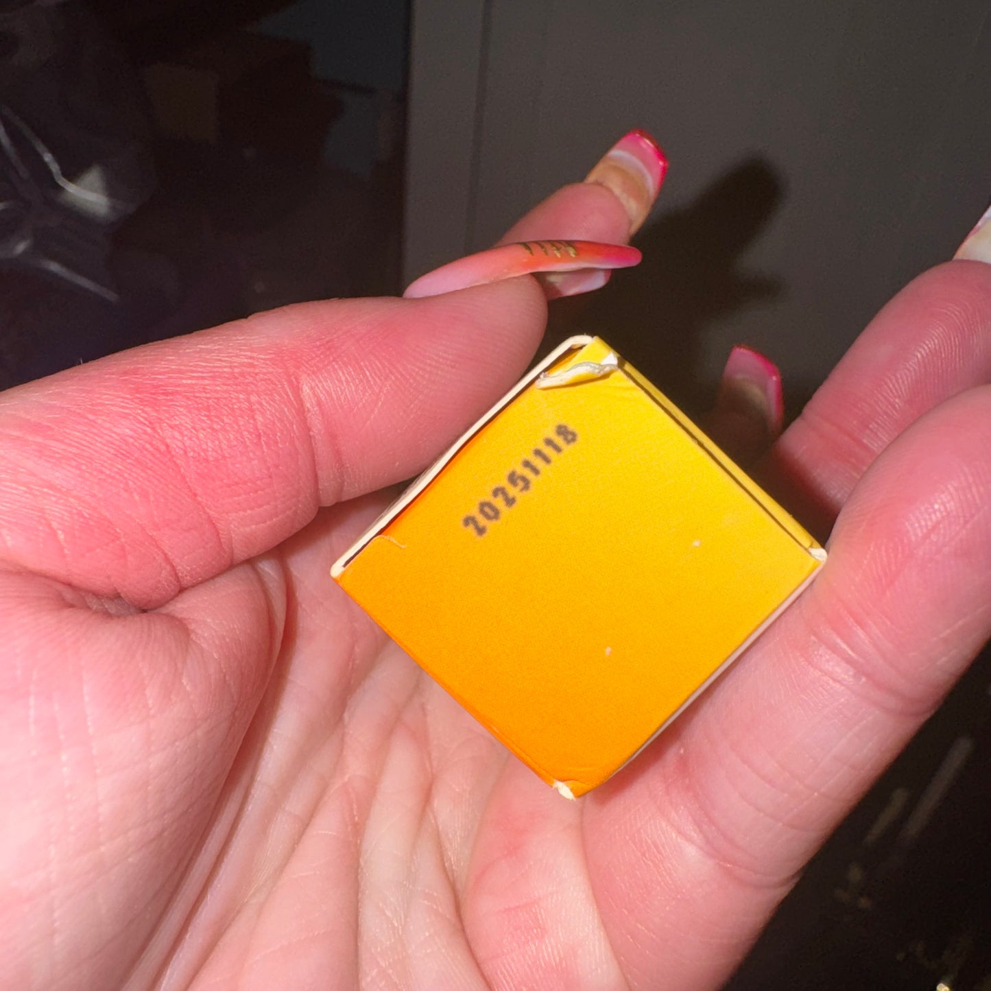 Ambery saffron perfume