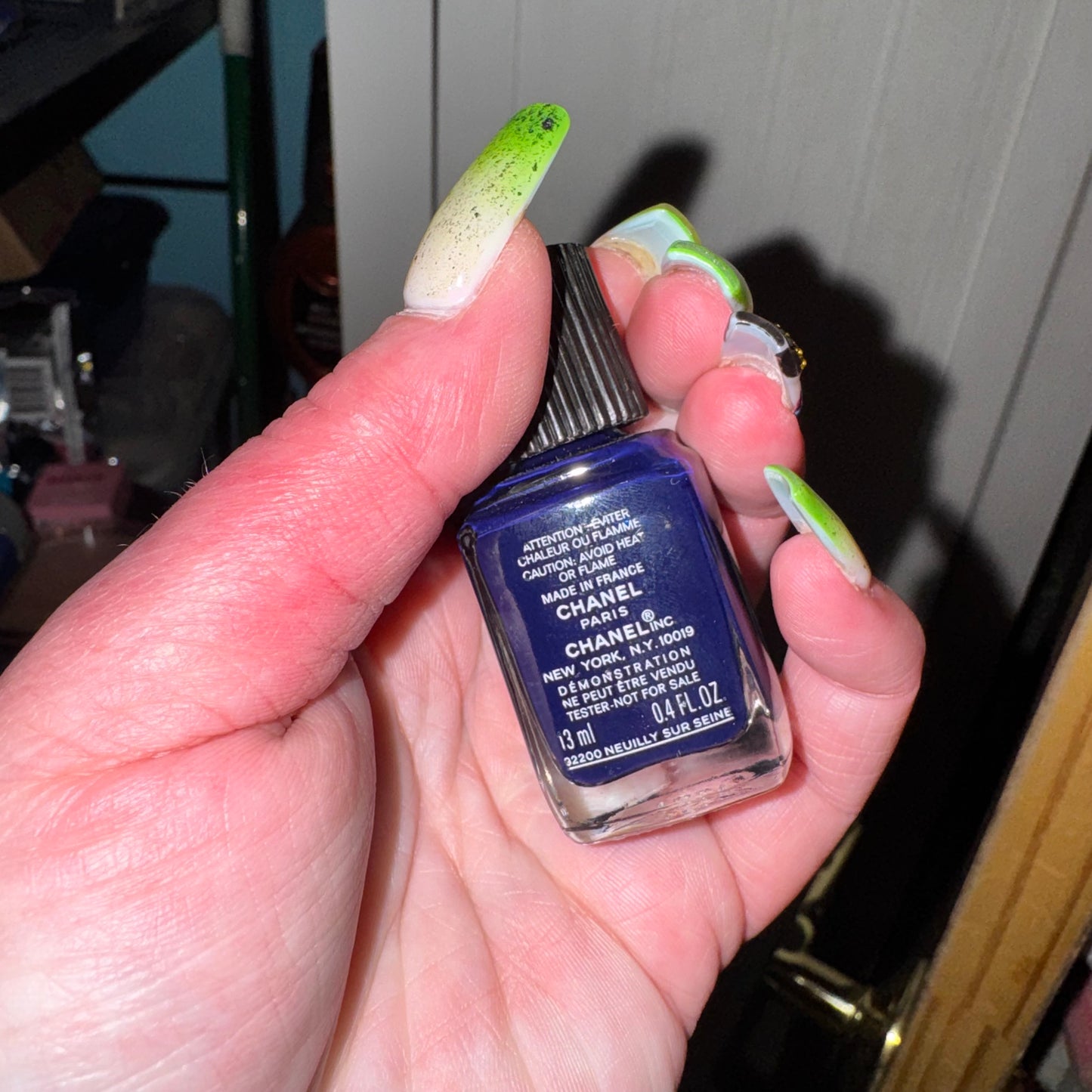 Chanel nail color