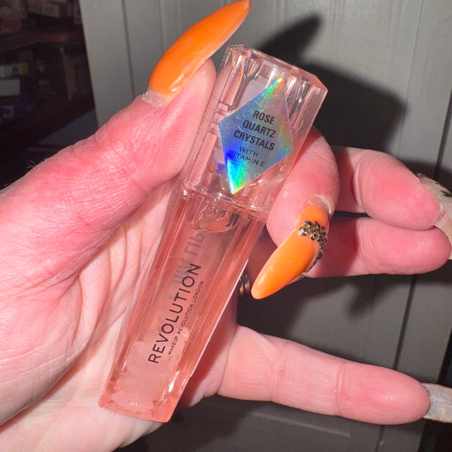 2 lip oils (2 brands)