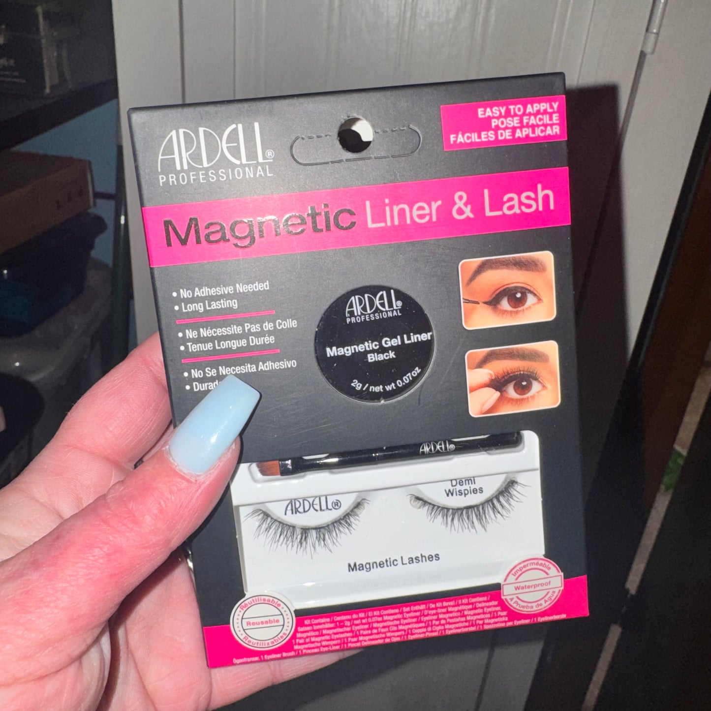 Magnetic lash bundle