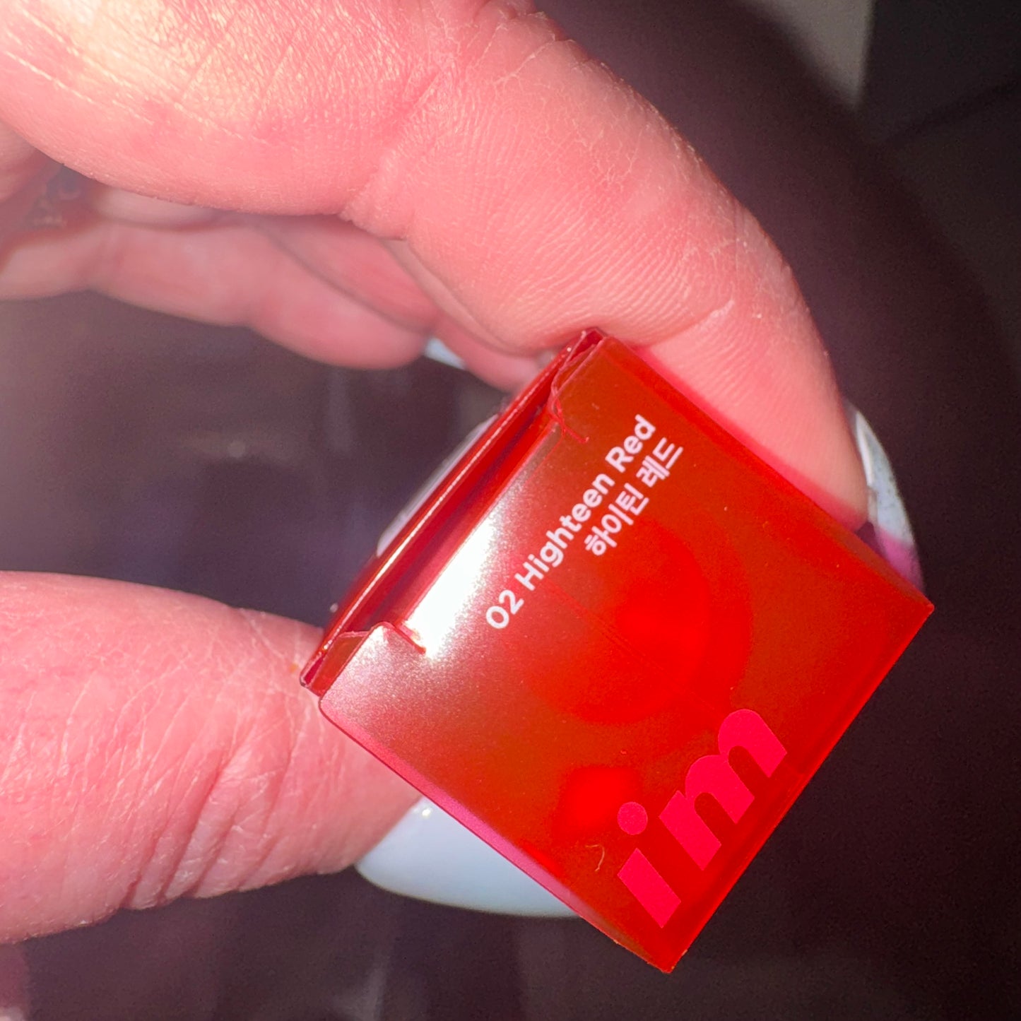 Lip silhouette matte velvet lip tint