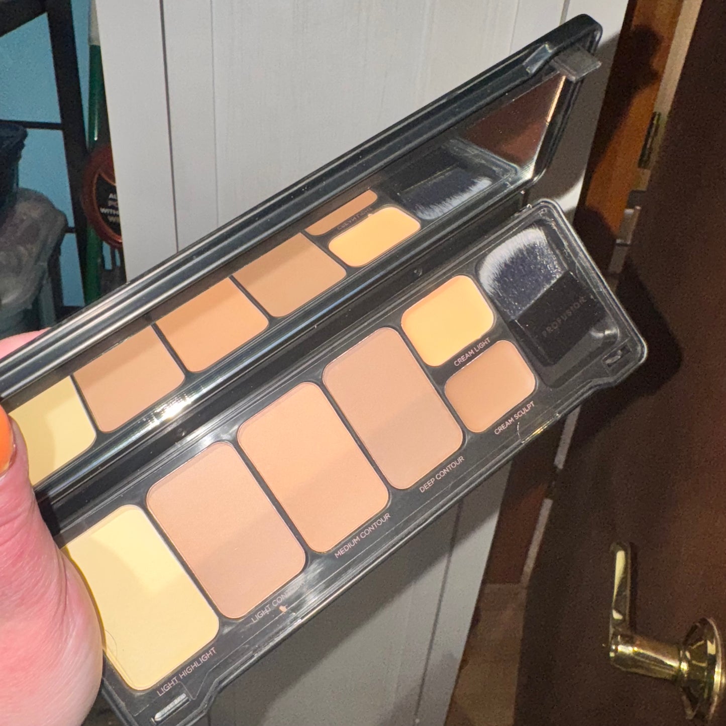 Contour palette