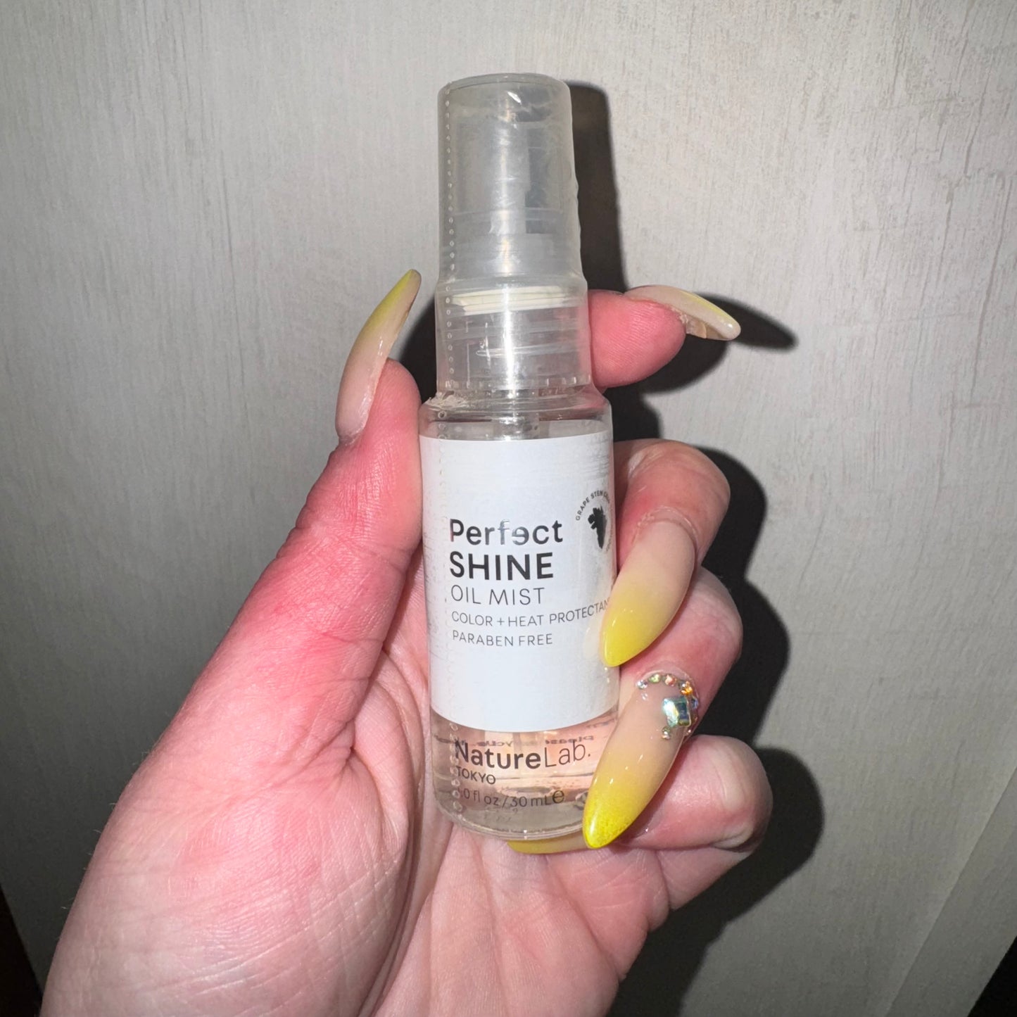 Nature lab perfect shine hair oil mist