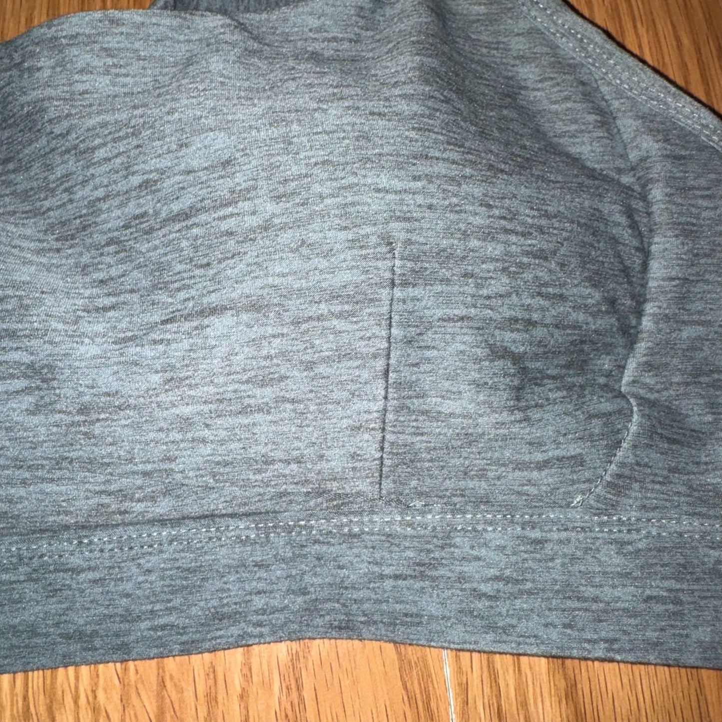 Butter core twist sports bra