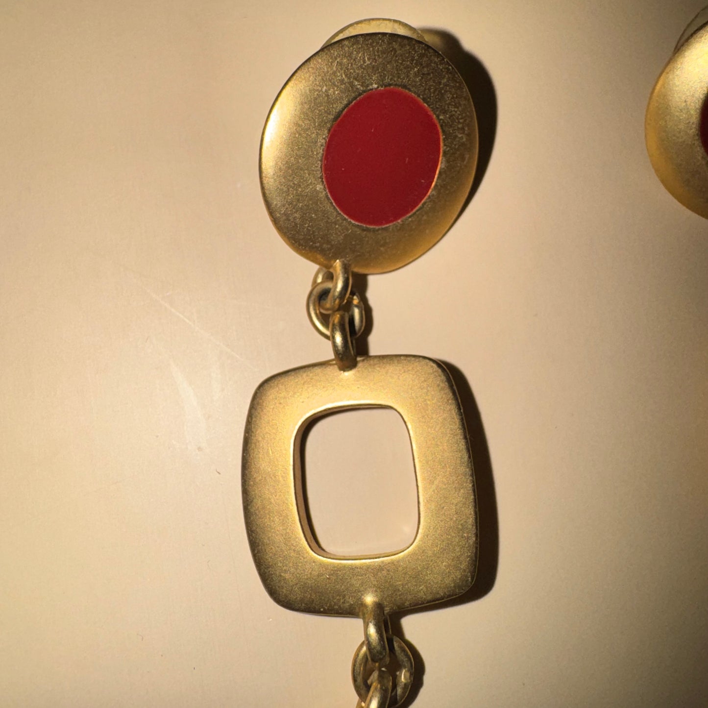 Vintage Avon geometric drop earrings (red)
