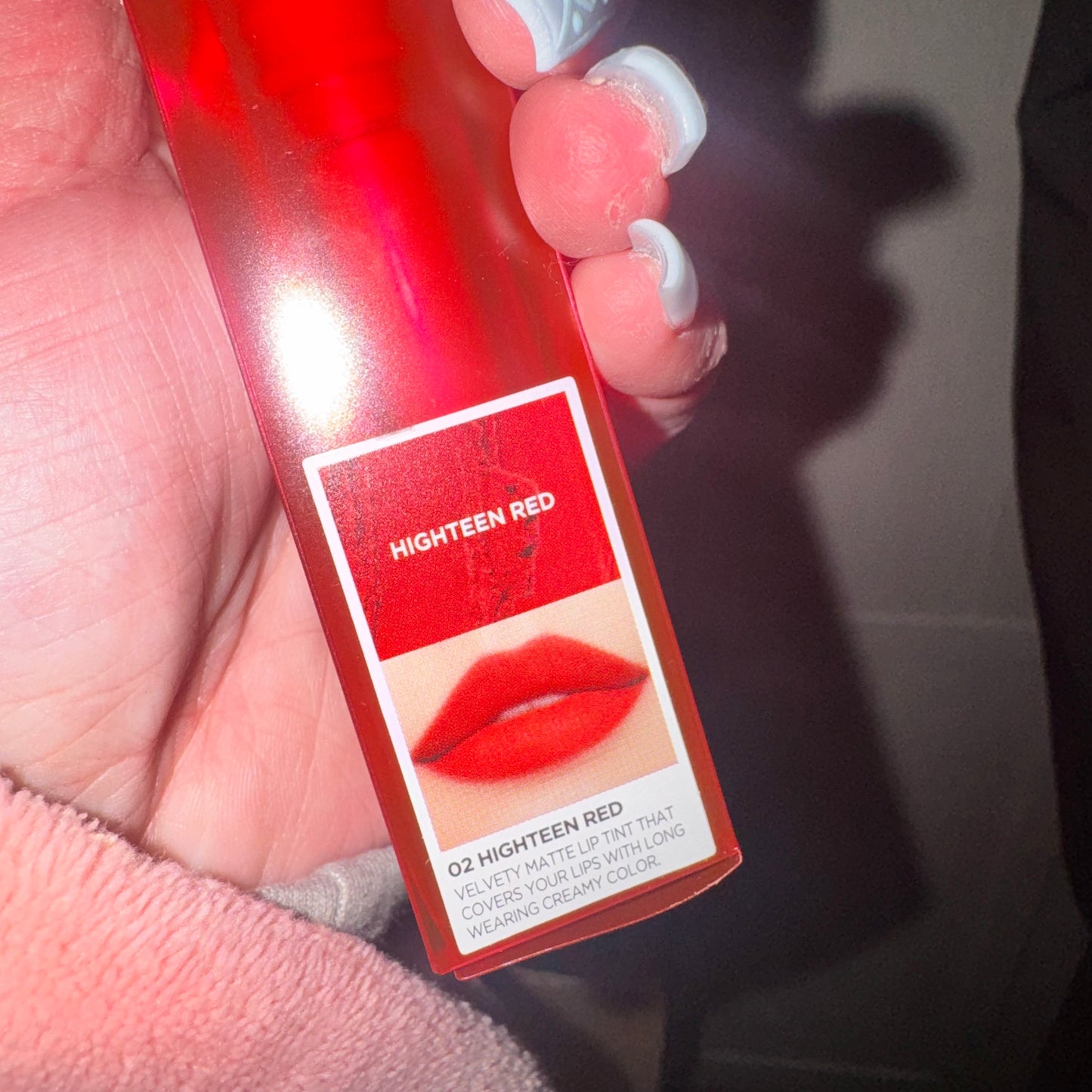 Lip silhouette matte velvet lip tint