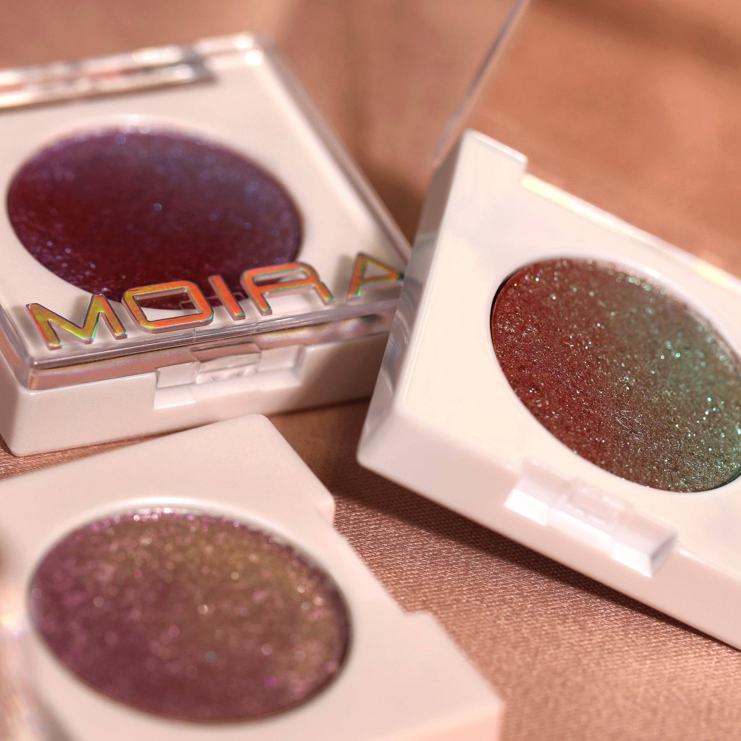 Chroma Light Shadow (003, Kiss & Tell)