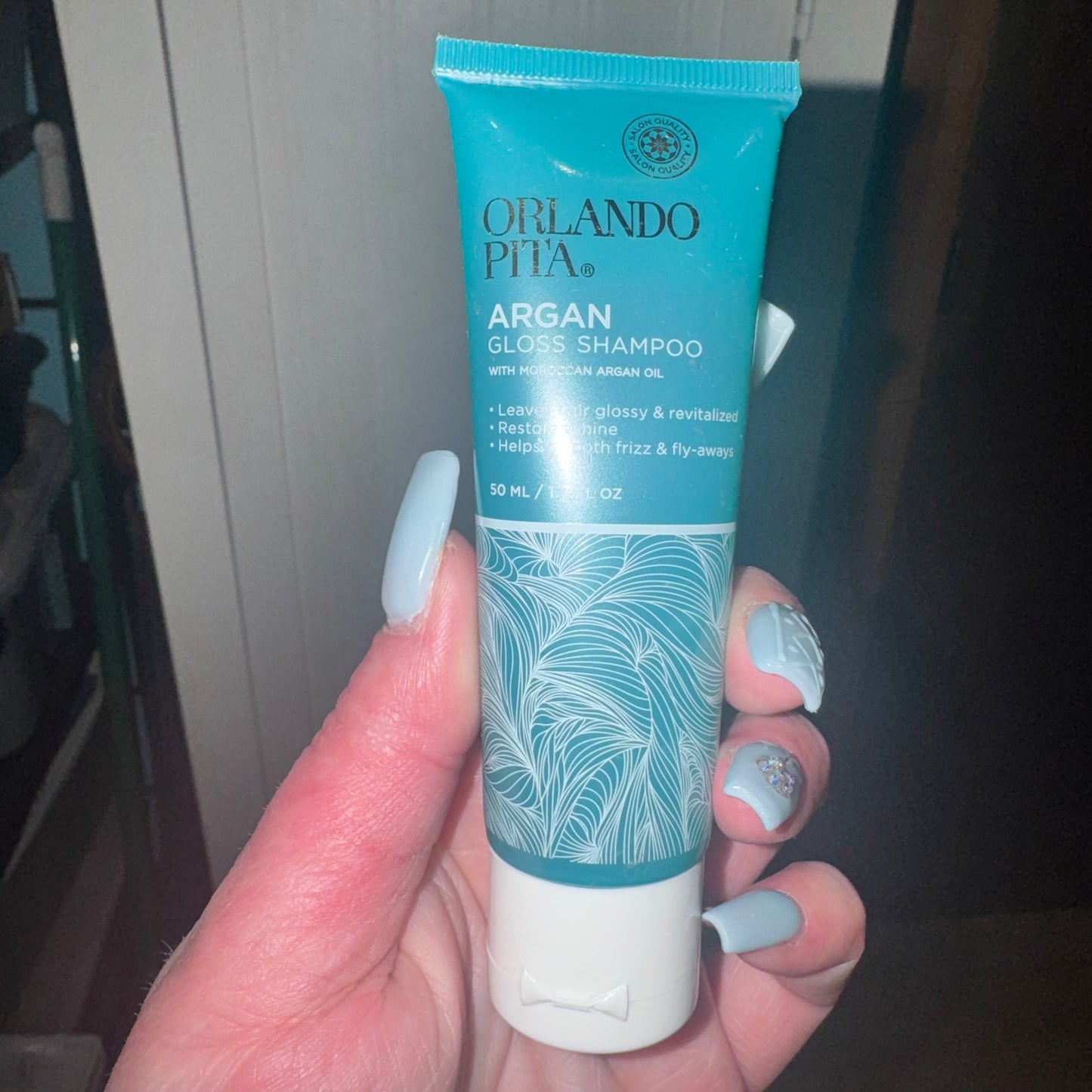 Argan gloss shampoo