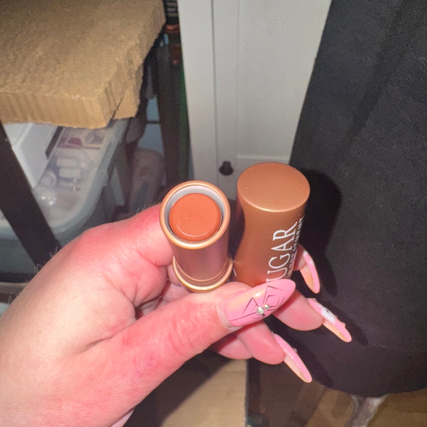 Lip treatment in cocoa