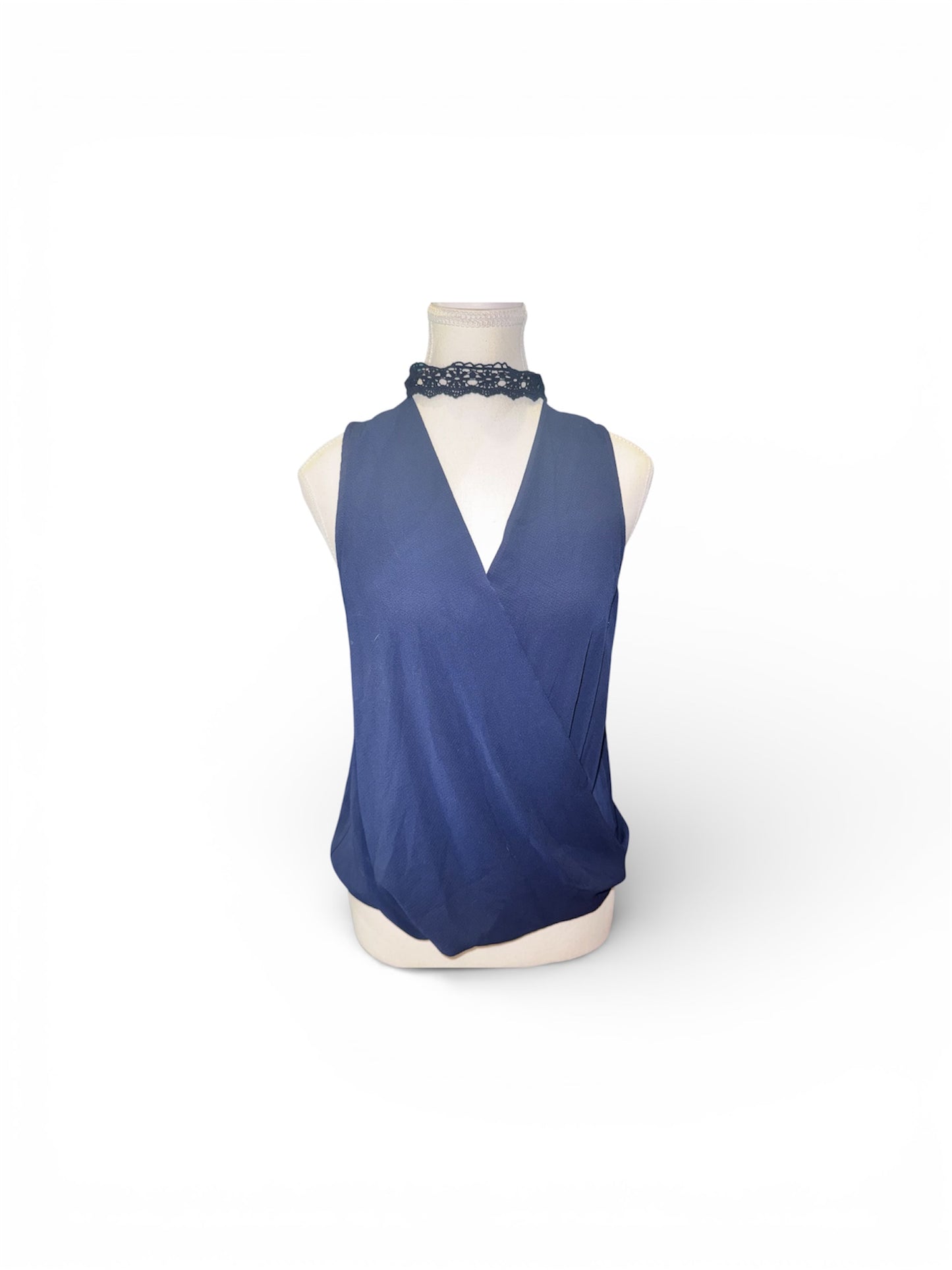 Surplice blouse with crochet choker