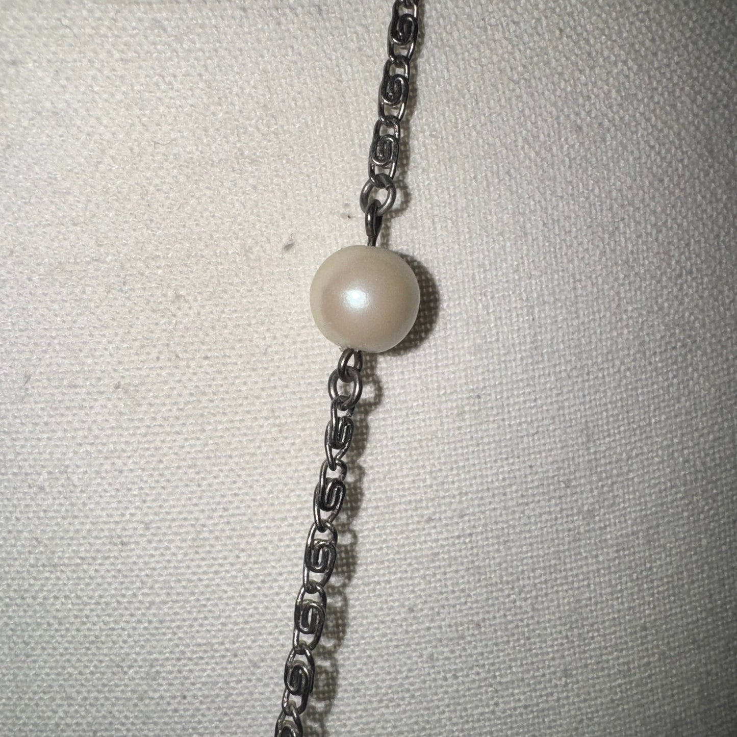 Vintage Avon long necklace