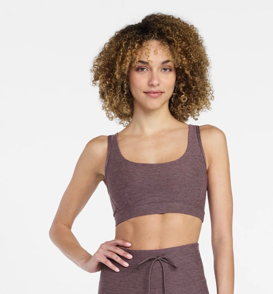 Butter core twist sports bra