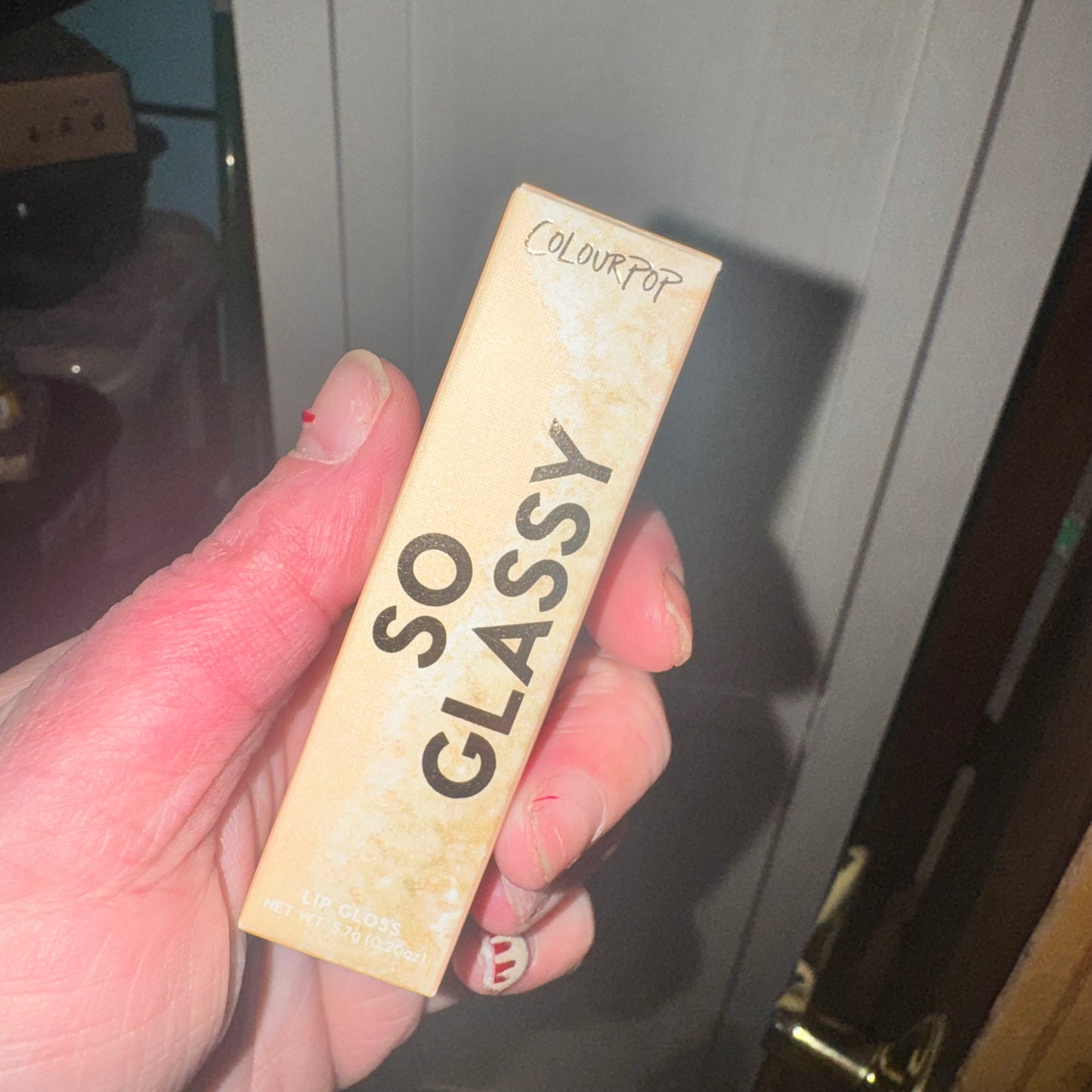 So glassy lip gloss