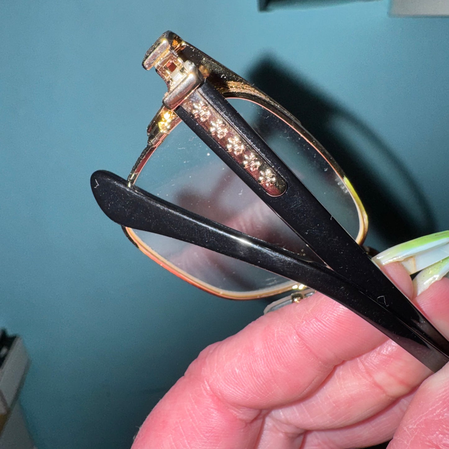 Fashion eyeglasses