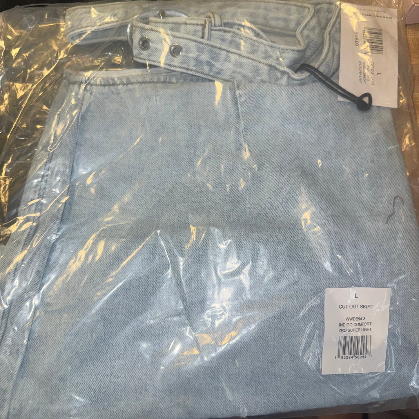 Cut out denim skirt