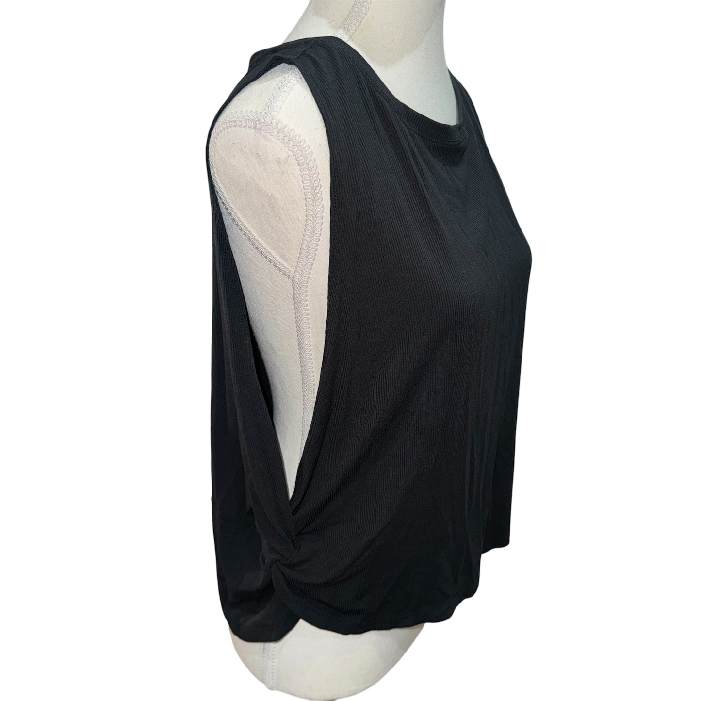 Side knot tank top