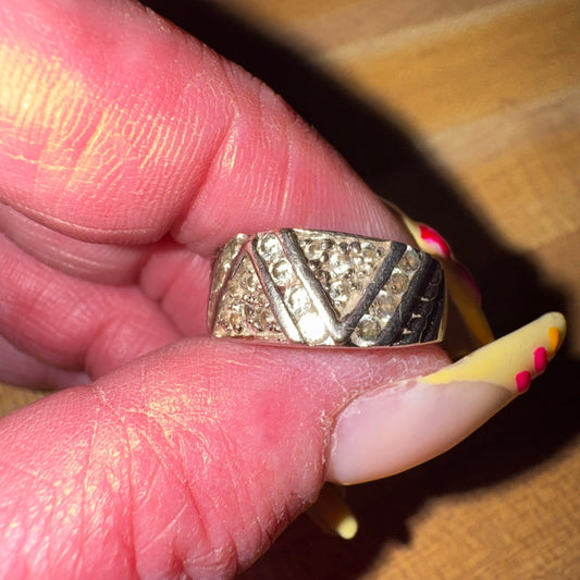 Vintage silver tone rhinestone ring