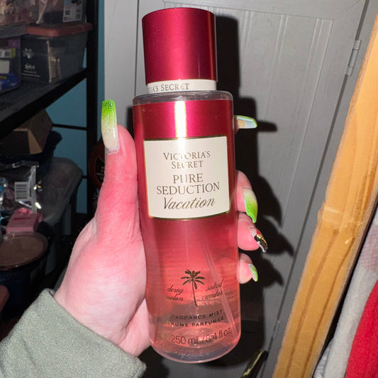 Pure seduction vacation body mist