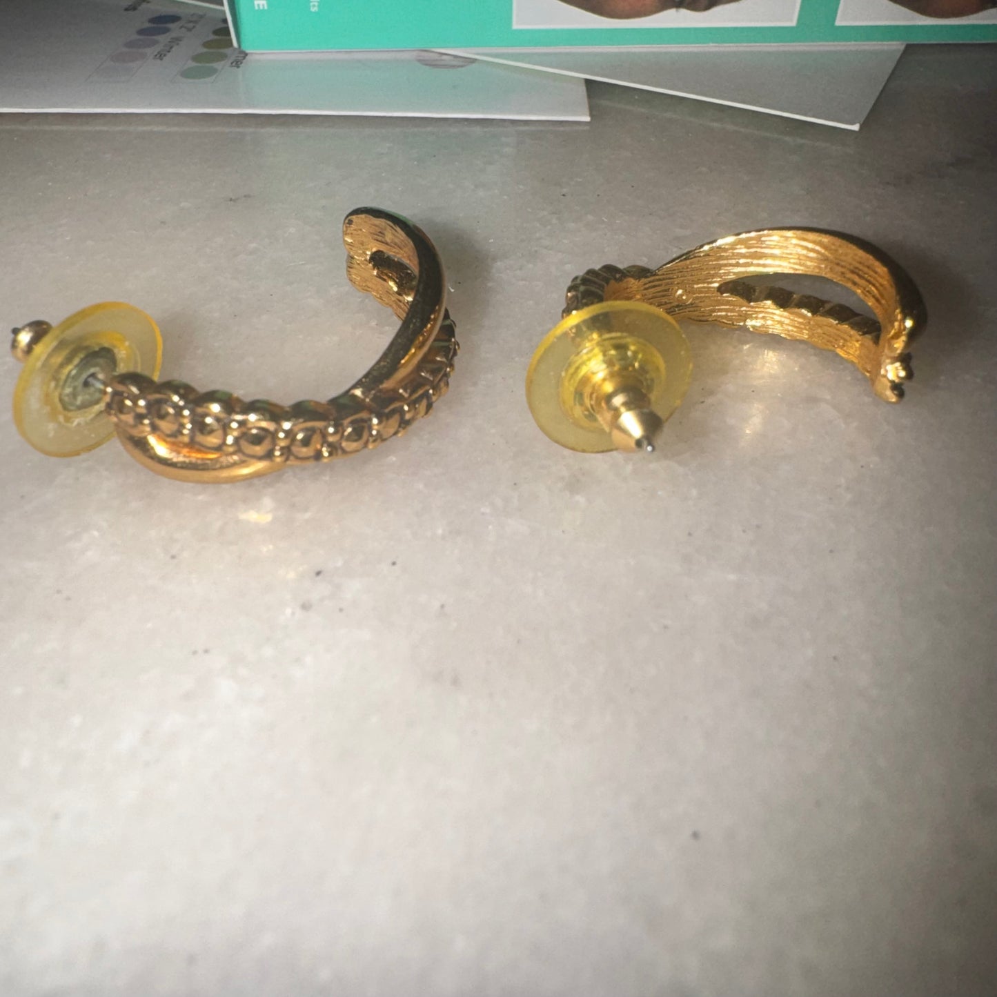 Vintage sparkling accents hoop earrings