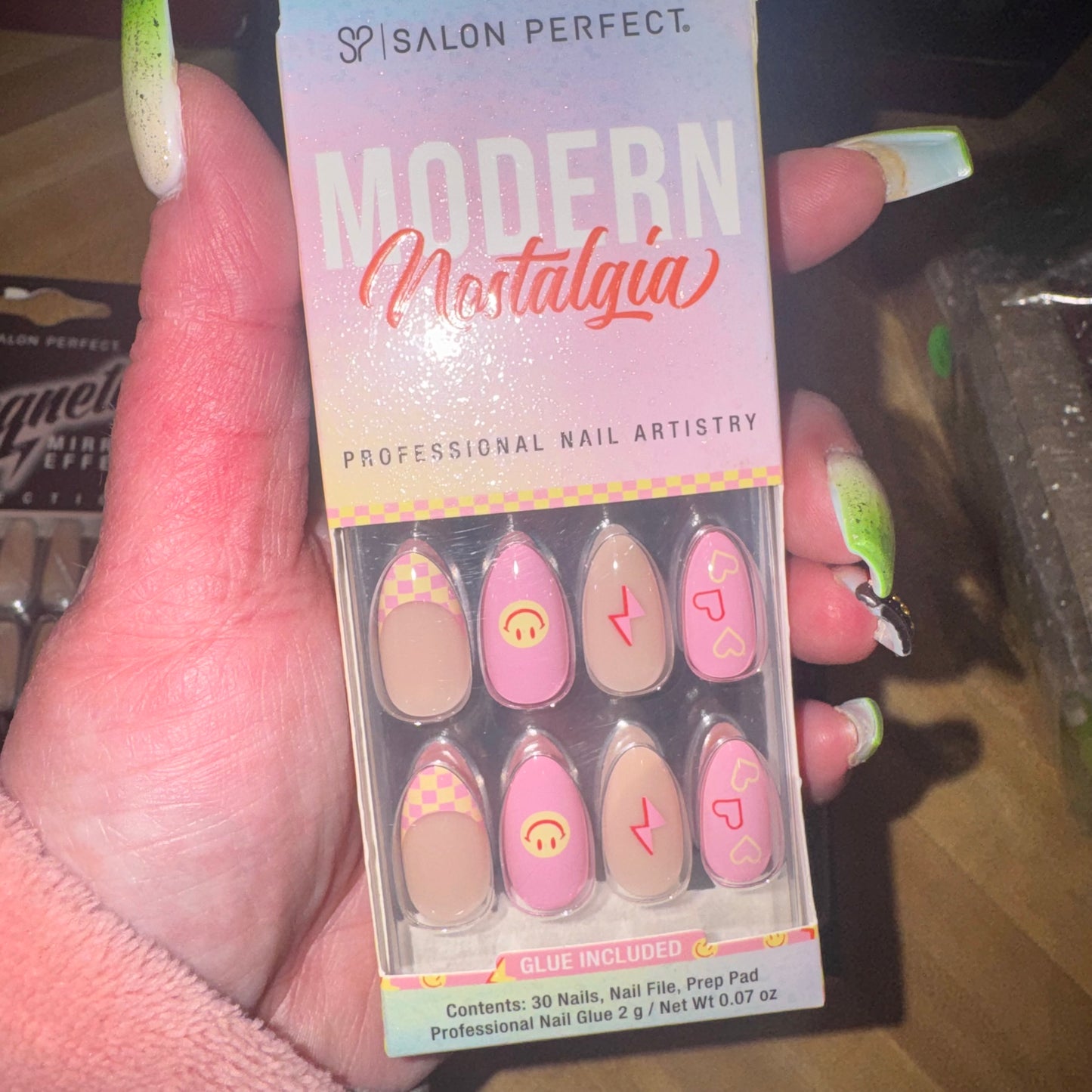 Salon perfect press on nails bundle