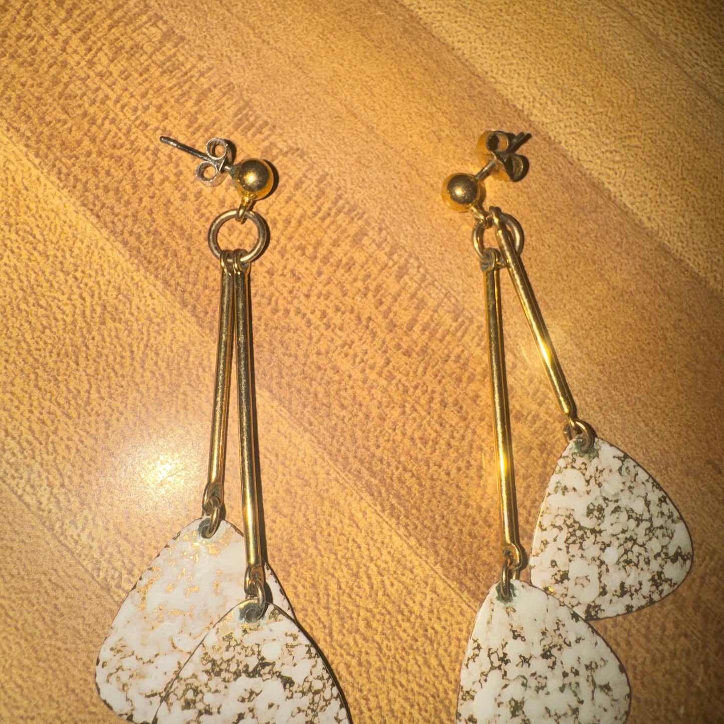 Vintage Avon chimes dangle earrings