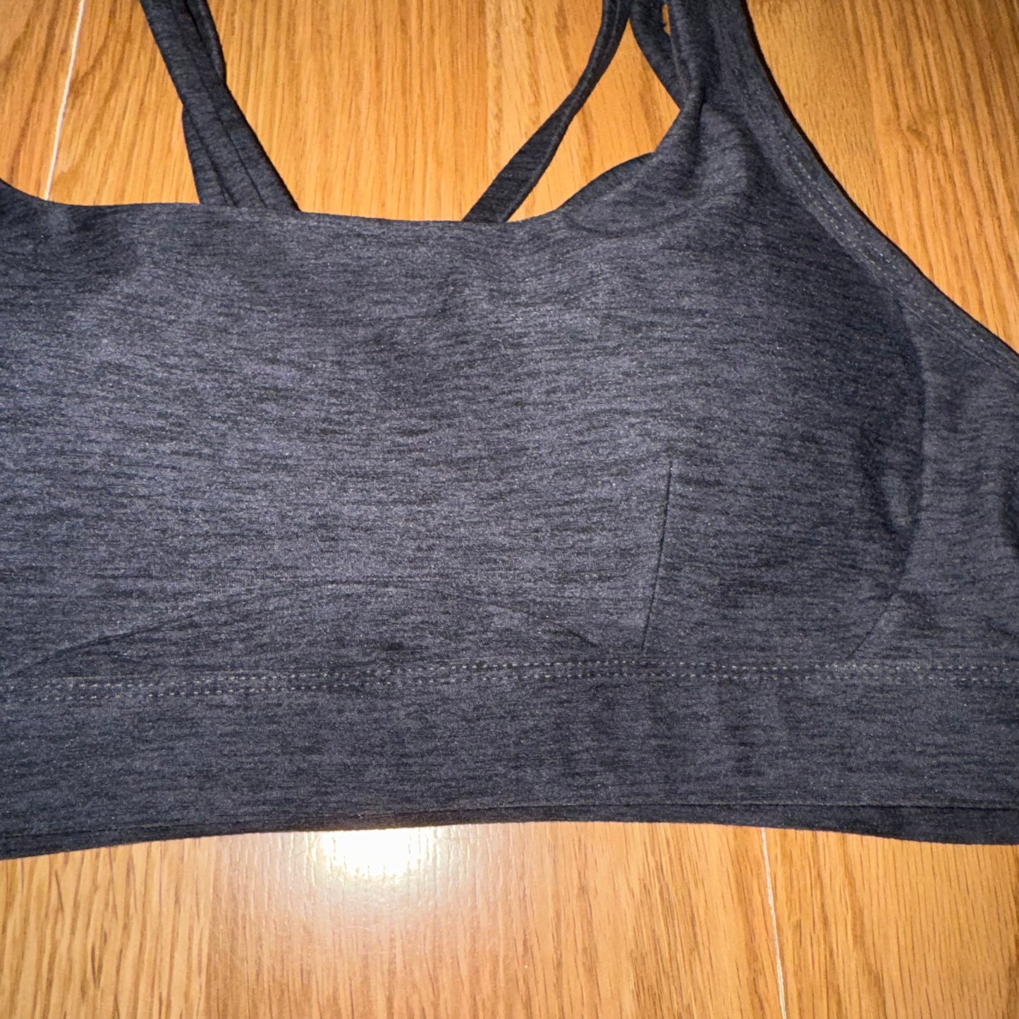 Butter core twist sports bra