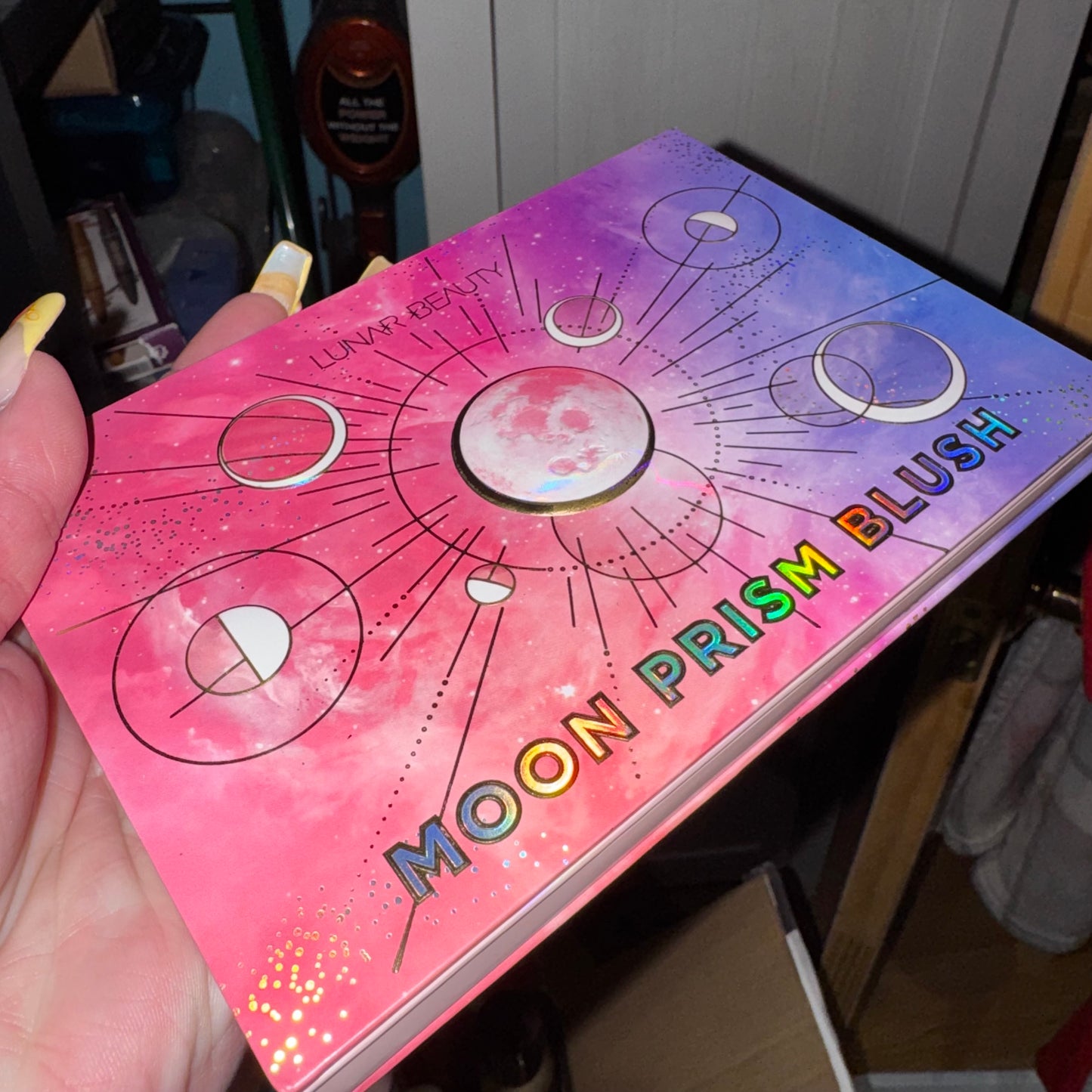 Moon prism palette