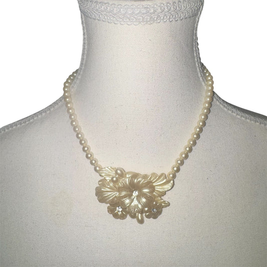 Vintage frosted petal necklace