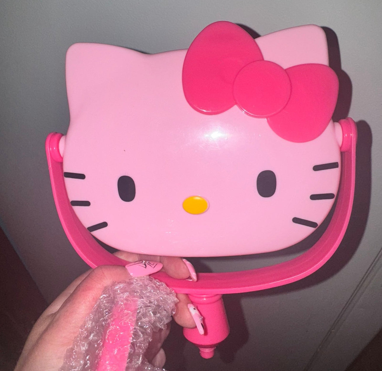 Hello kitty mirror
