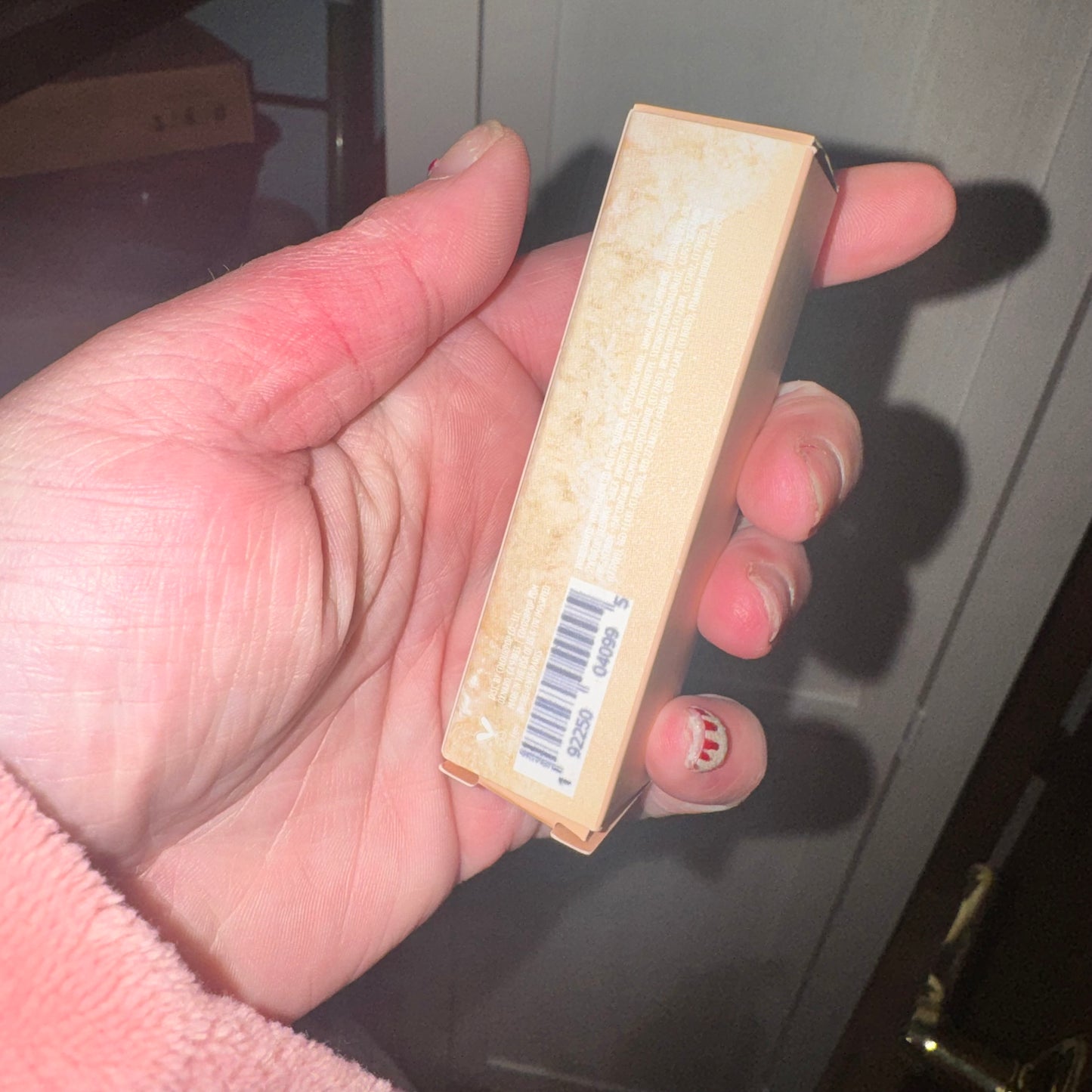 So glassy lip gloss