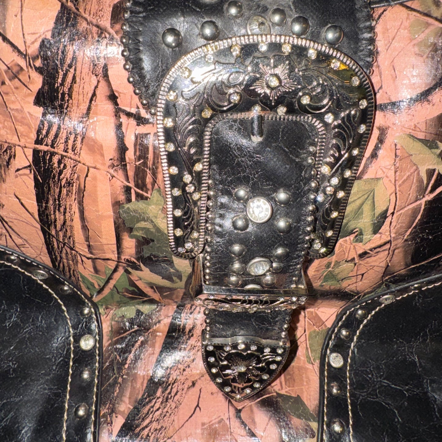 Pink camo studded & rhinestone shoulder bag
