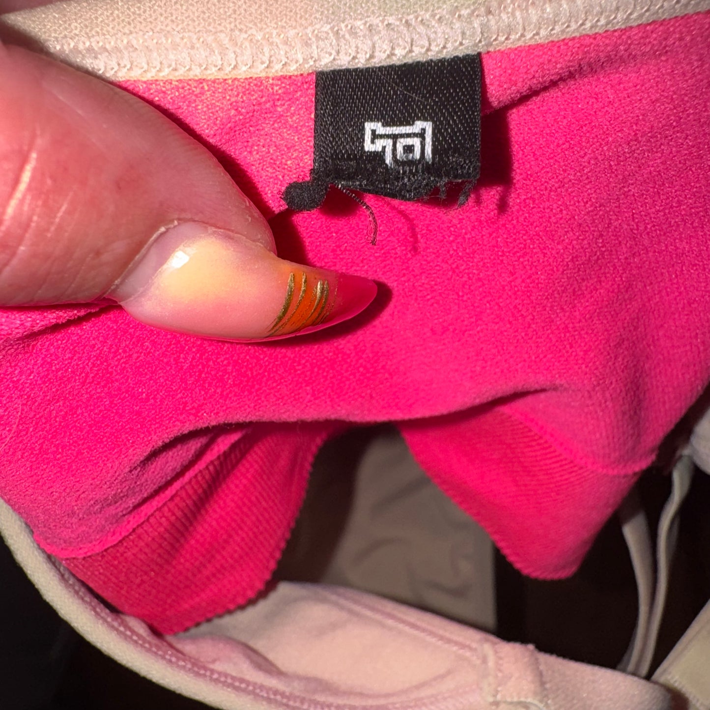 Active seamless sports bra