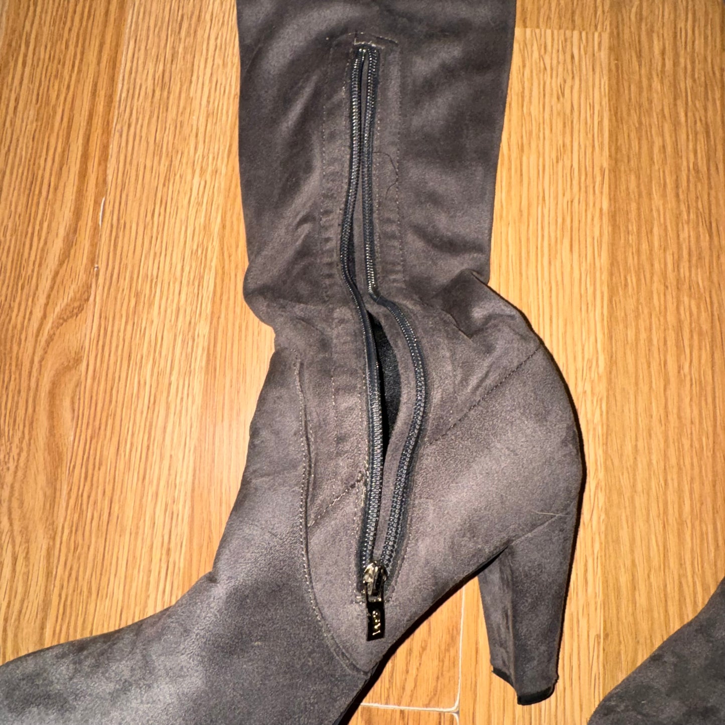 “Gorgeous” over the knee boots