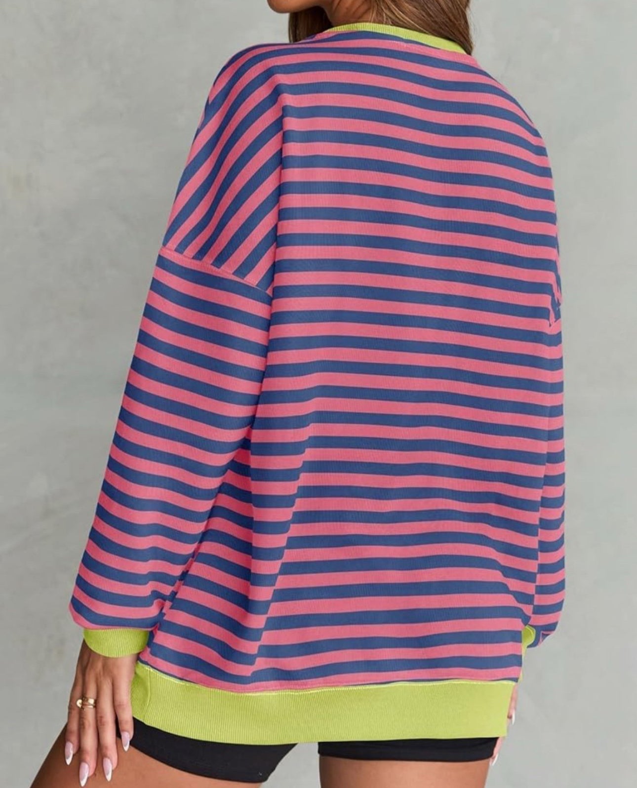 Oversized striped sweatshirt