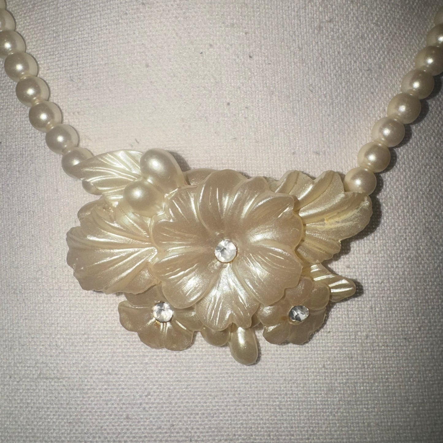 Vintage frosted petal necklace