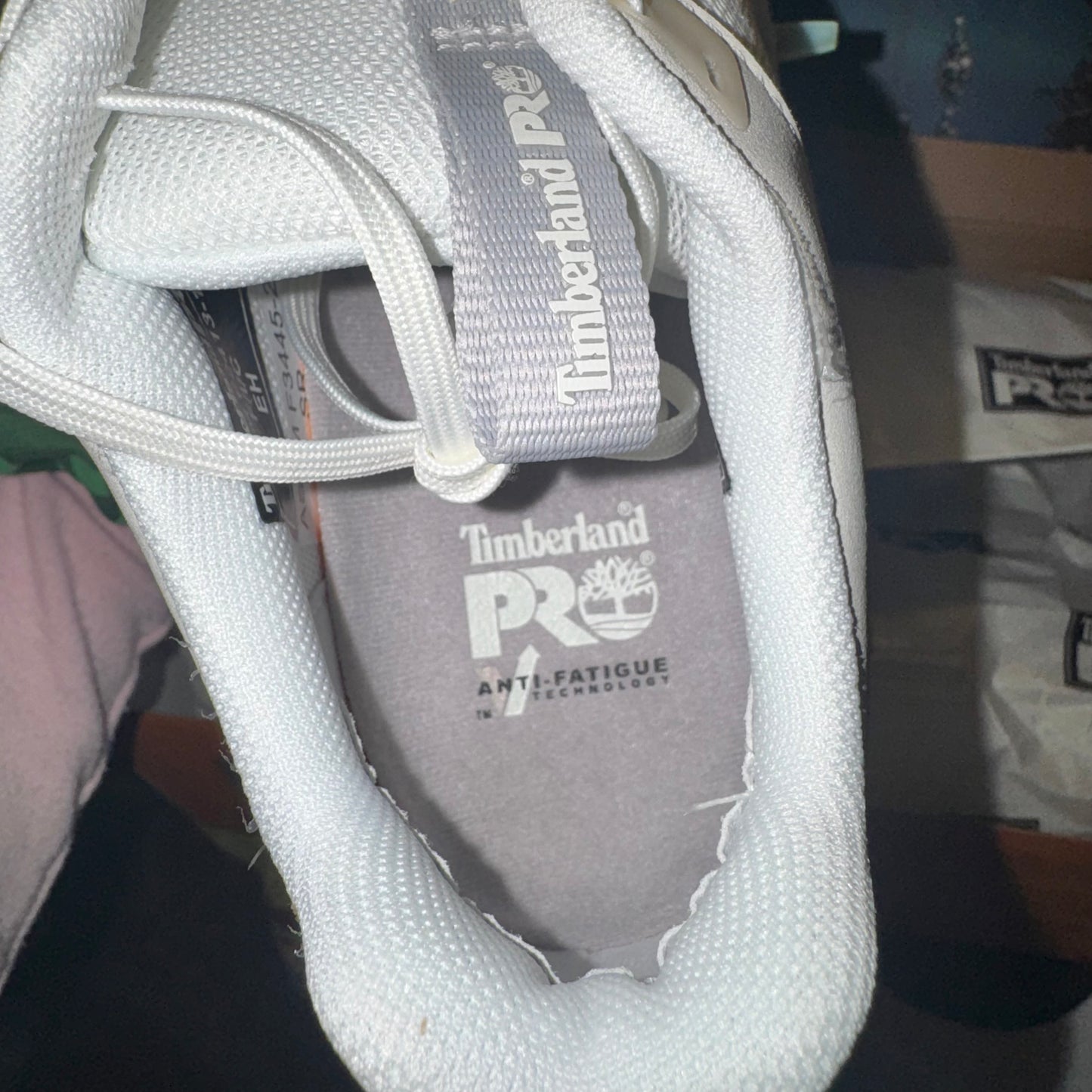 Setra composite toe work sneakers