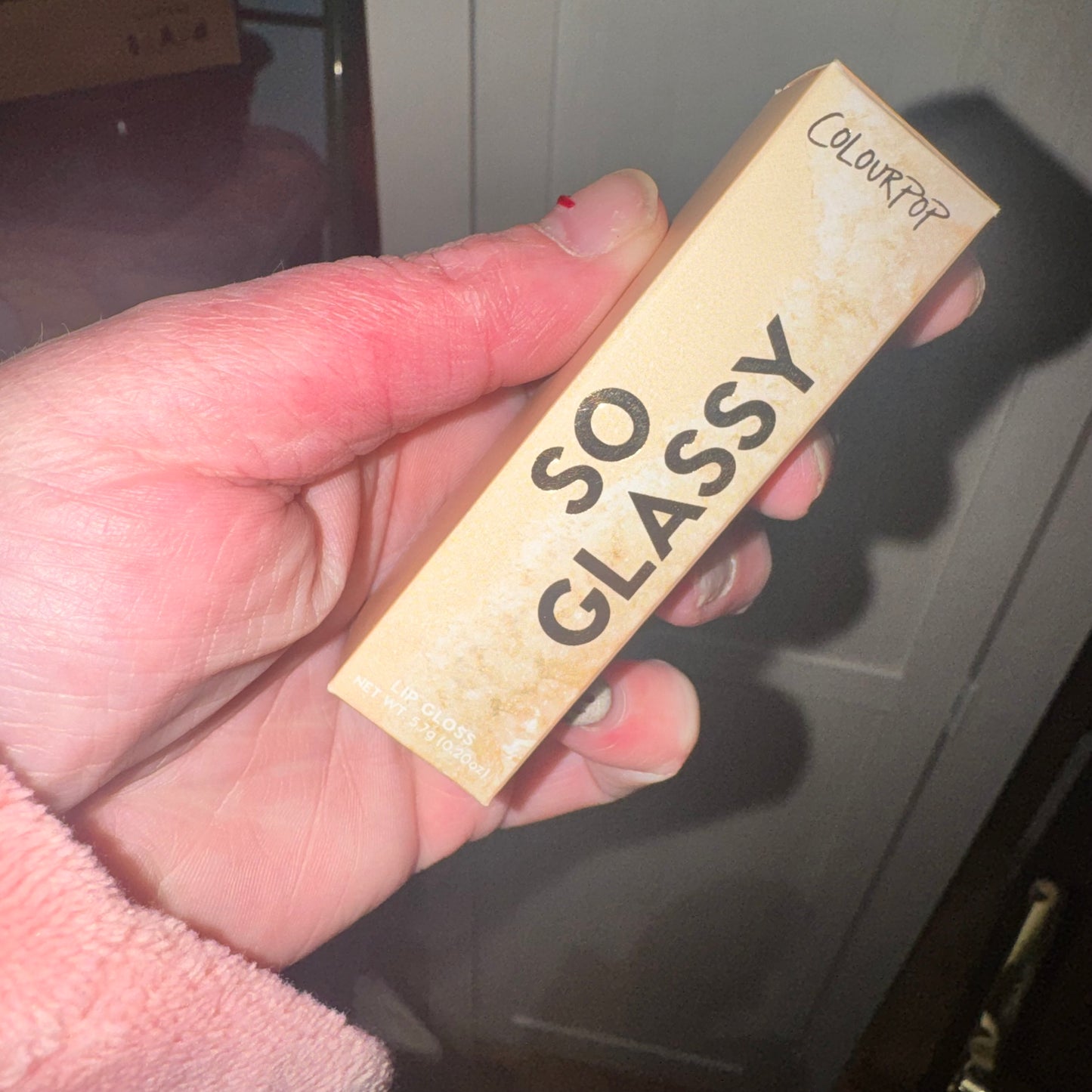 So glassy lip gloss