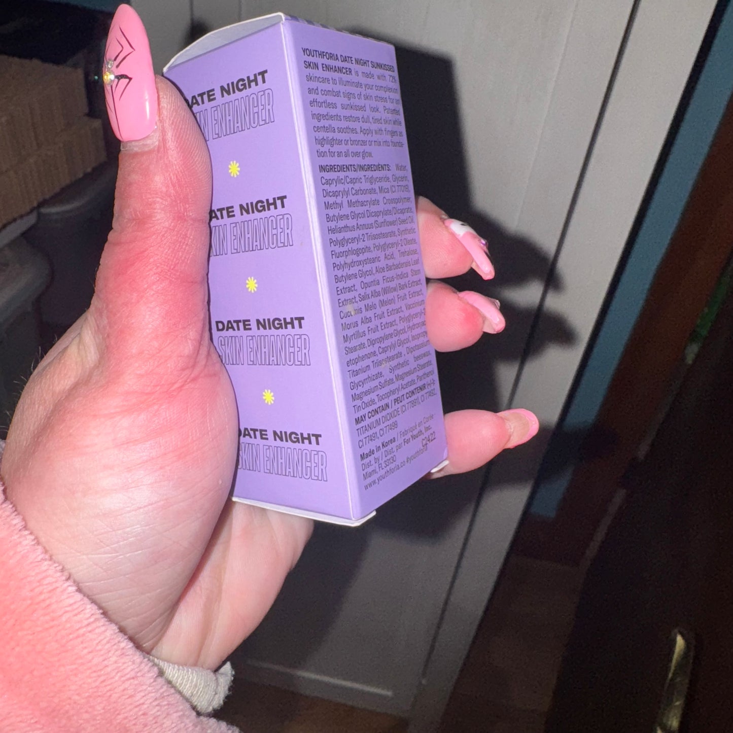 Liquid skin enhancer