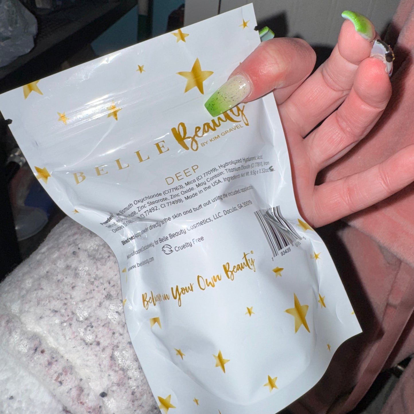 Easy peasy powder mineral foundation- deep