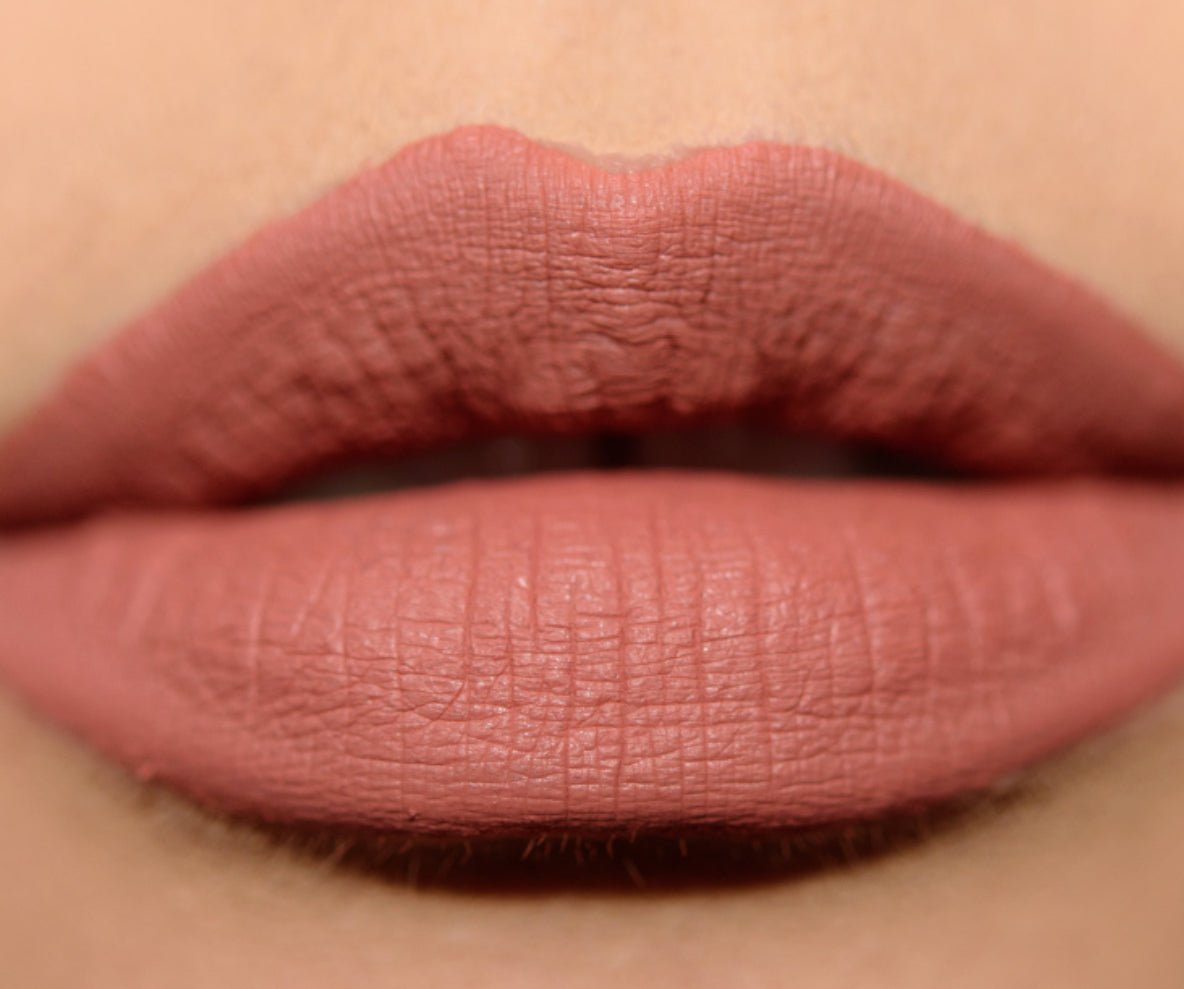 Ultra matte lipstick