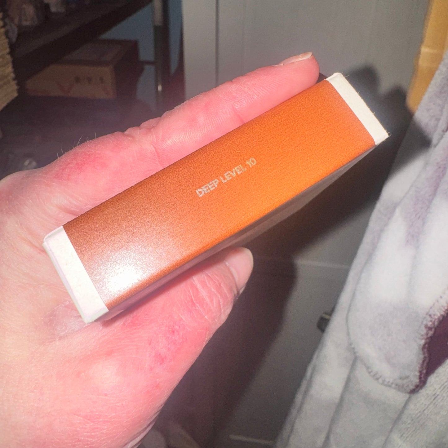 Power sculpt velvet bronzer