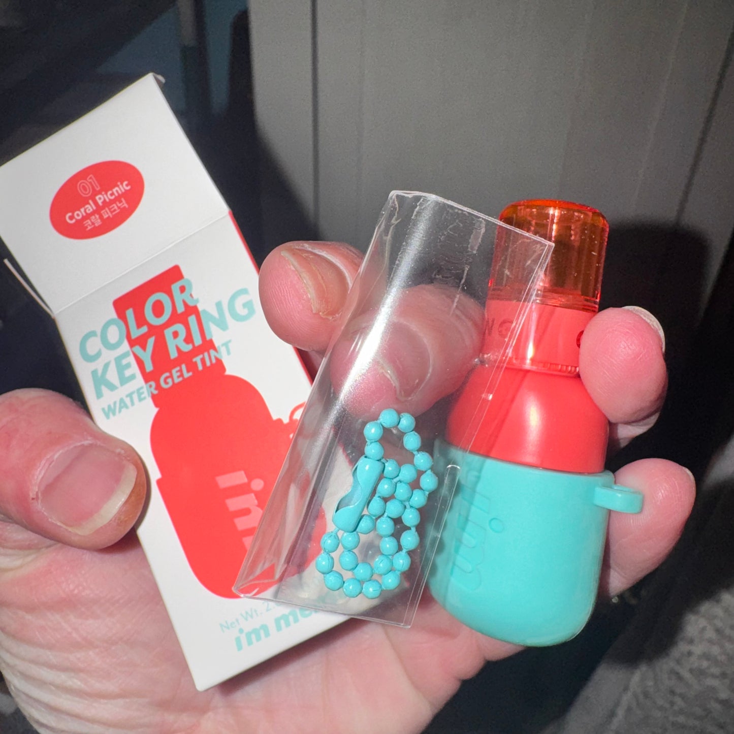 Color key ring water gel lip tint