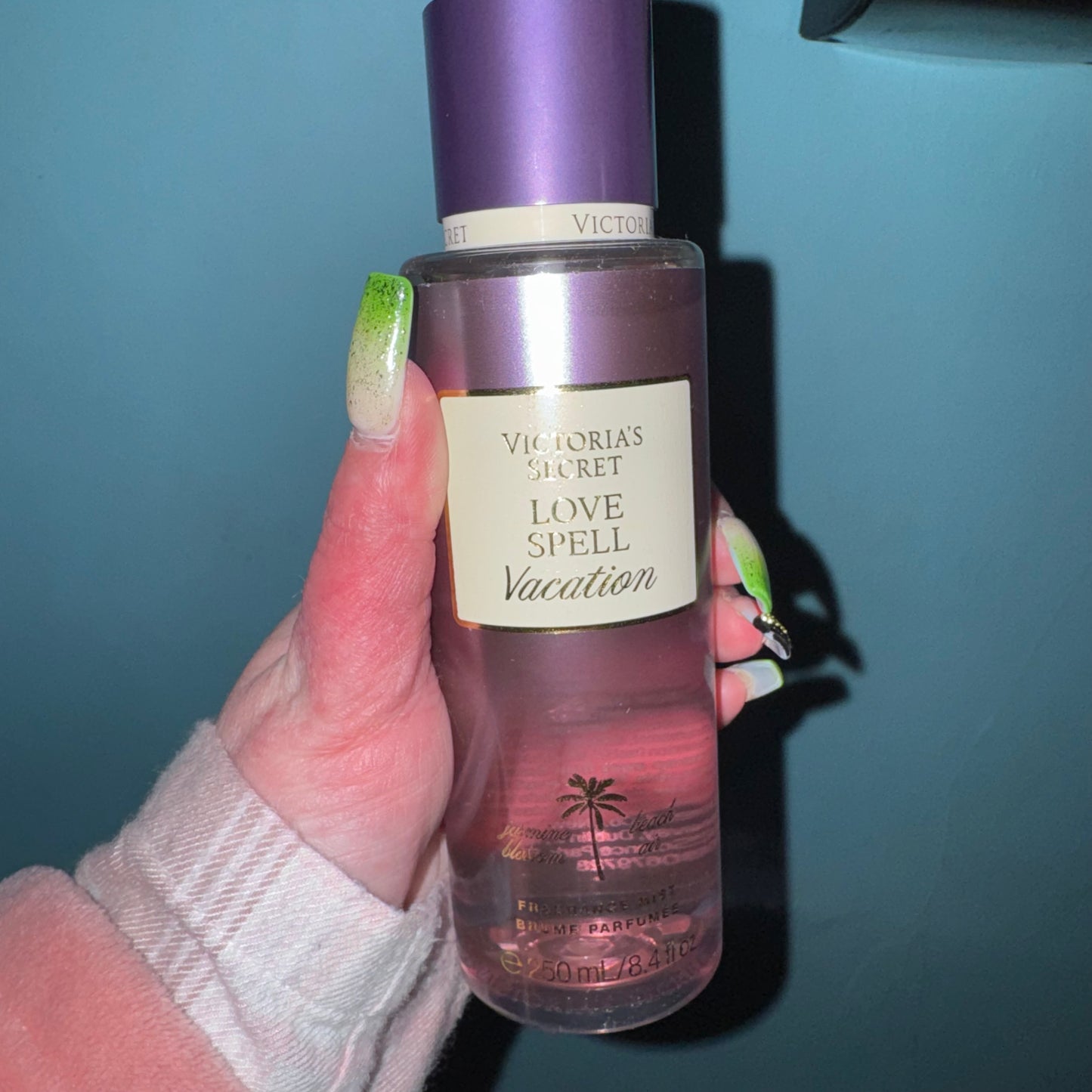 Love spell vacation mist