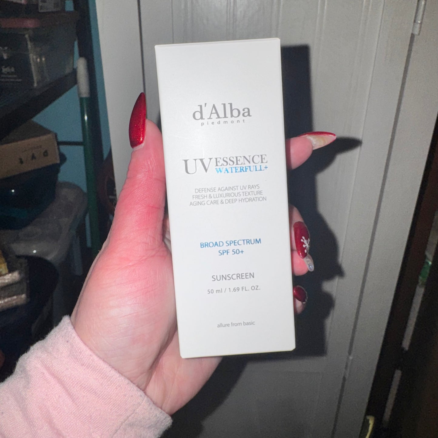 UV Essence Waterfull sunscreen