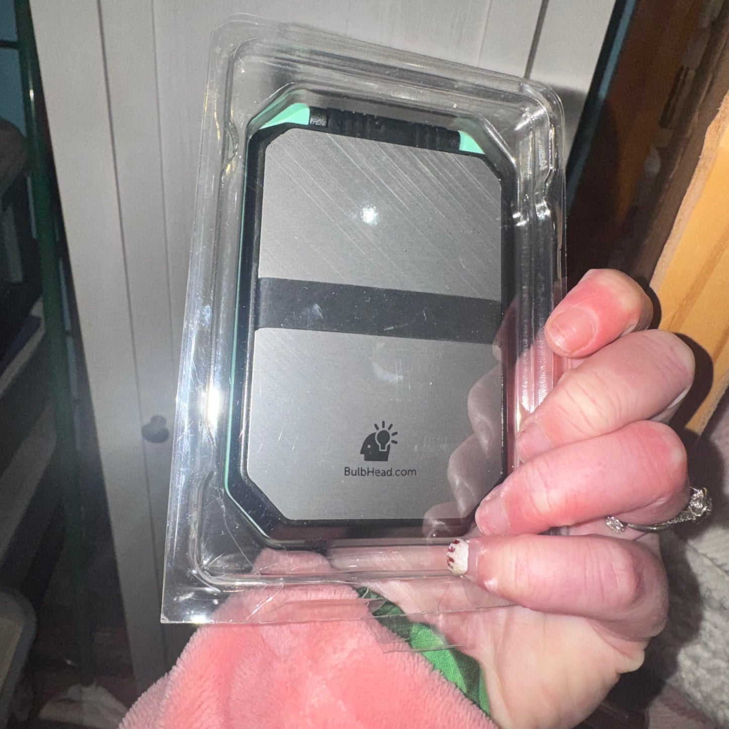 Slim mint wallet