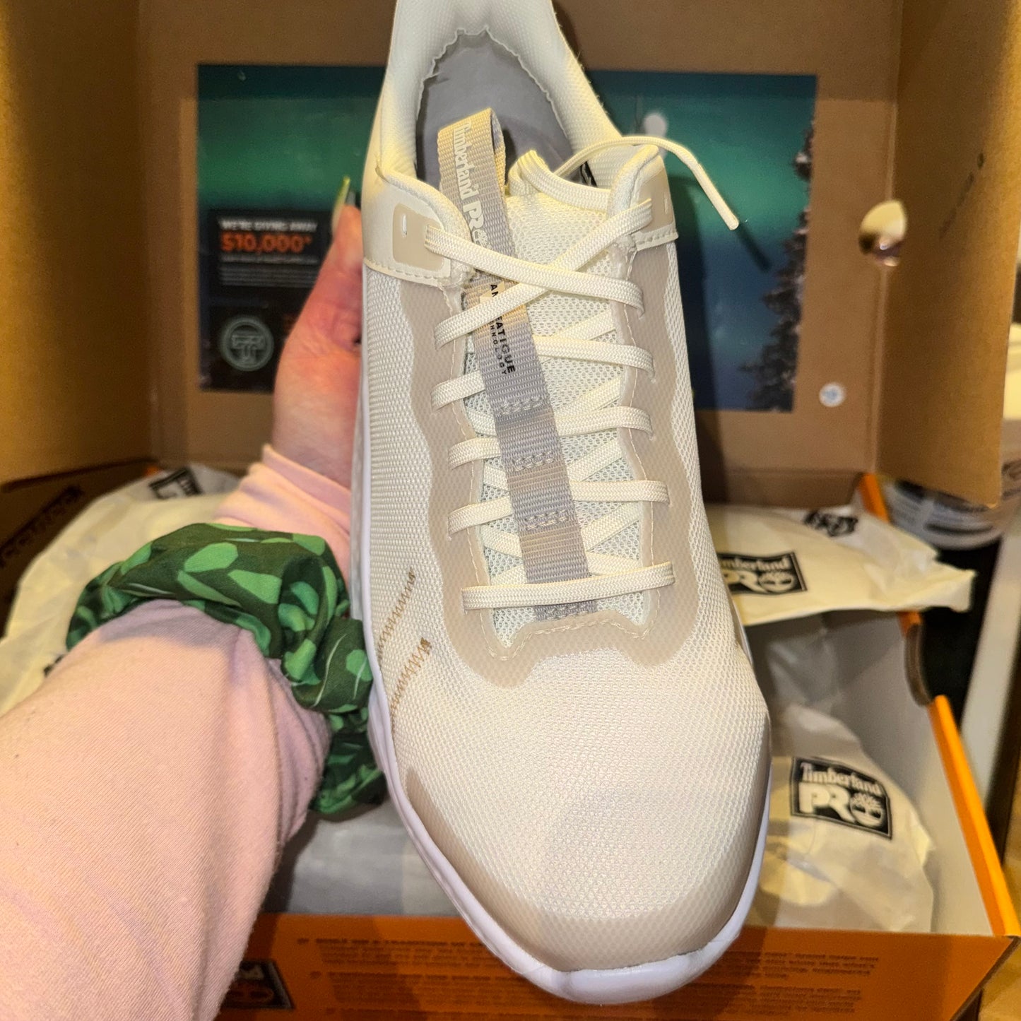 Setra composite toe work sneakers